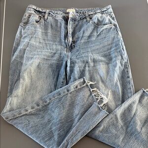 Stylish Blue Straight Leg Jeans